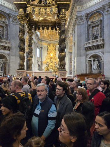 Absolute mayhem within the Basilica; it was shoulder-to-shoulder tourists in many areas of the Basilica.