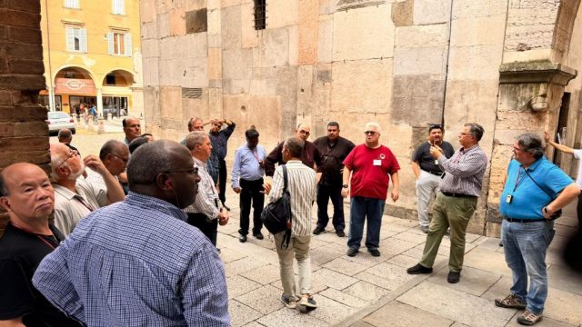Walking tour of Nonantola