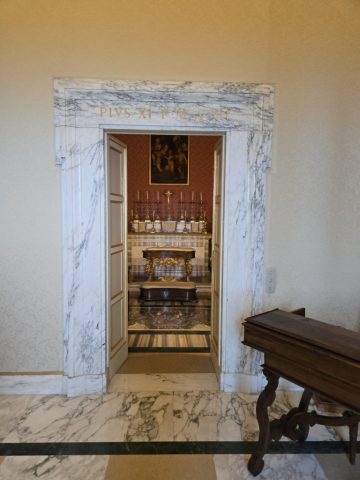 Private chapel off the papal meeting room