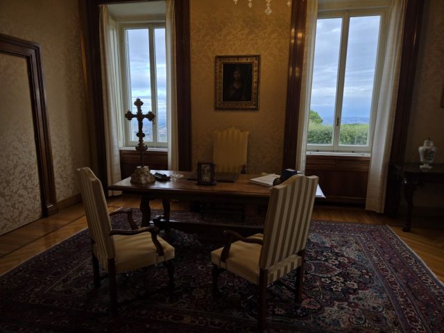 The official office in which Pope Benedict met visitors (darker image to show exterior-view better).
